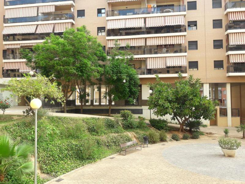 דירות Mi Casa Es Tu Casa גאנדיה מראה חיצוני תמונה